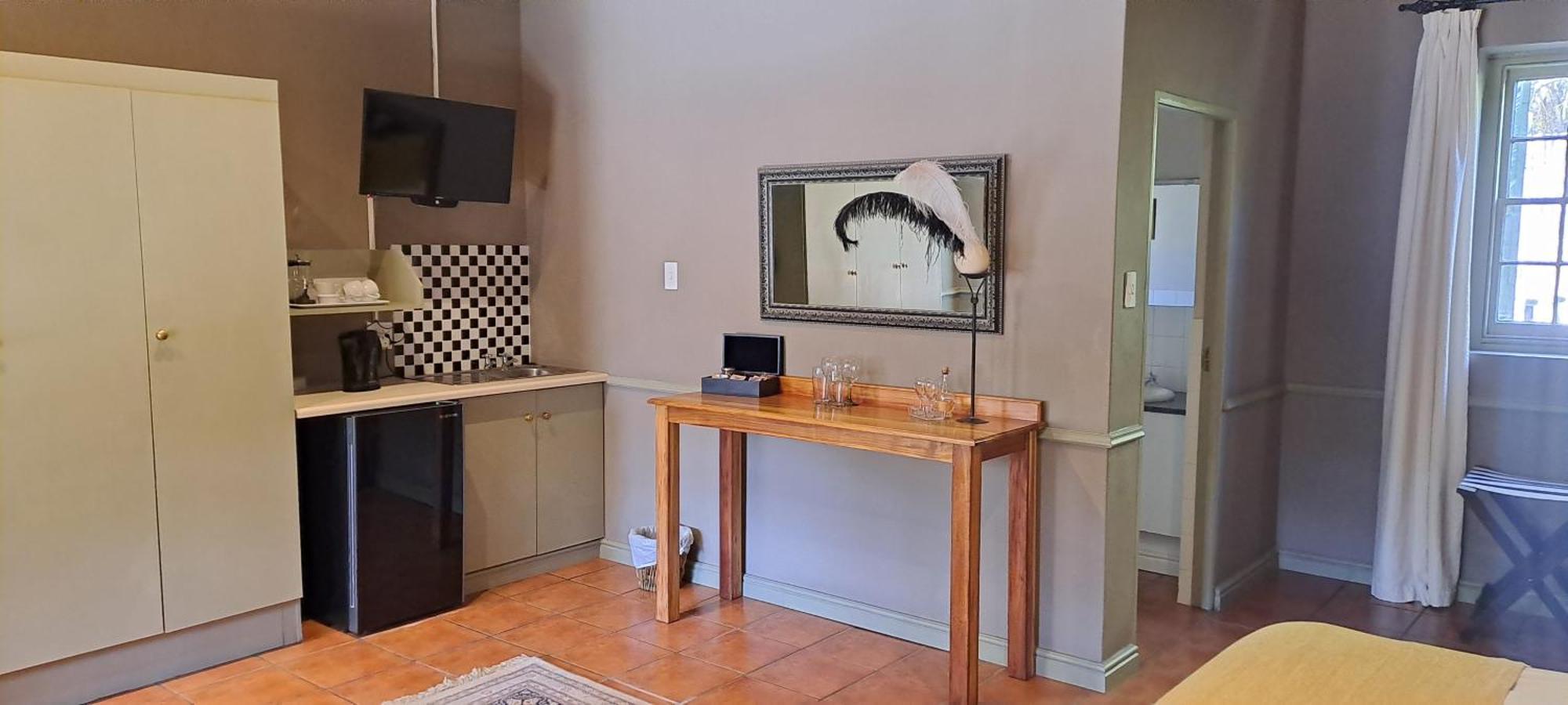 Housemartin Lodge & Self Catering De Rust Buitenkant foto