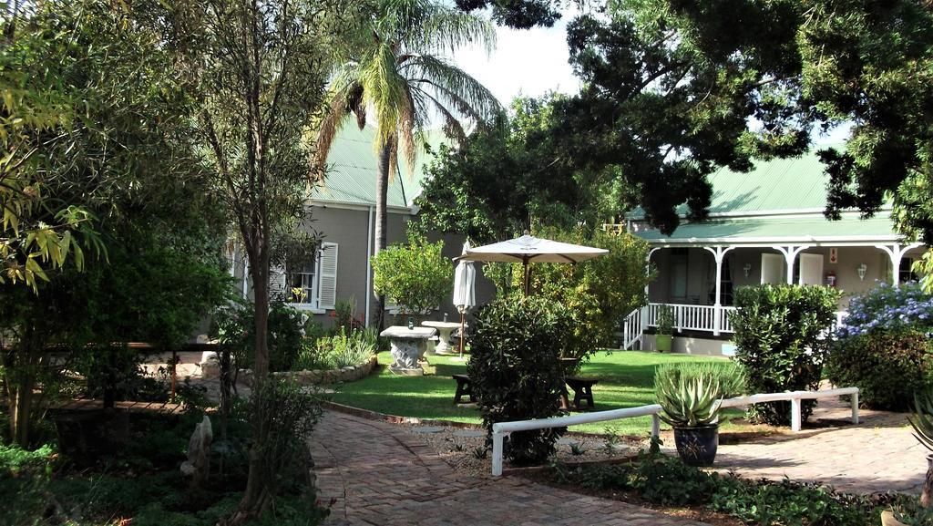 Housemartin Lodge & Self Catering De Rust Buitenkant foto